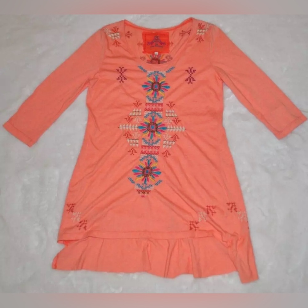 Johnny Was Embroidered Scoop Neck Tunic Top size Small NWOT